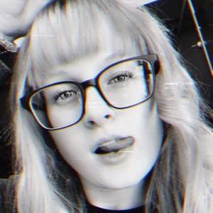 Meet your Posher, Hailey